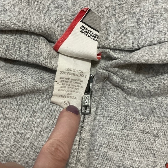 VINTAGE Disney Epcot Zip Front Hoodie size S/M - Picture 8 of 9